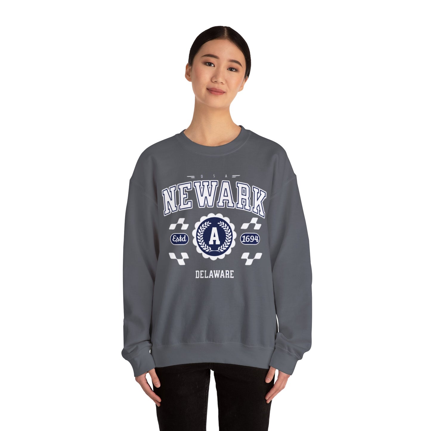 Vintage Newark Delaware Athletic Sports Design varsity pullover sweater Crewneck Sweatshirt