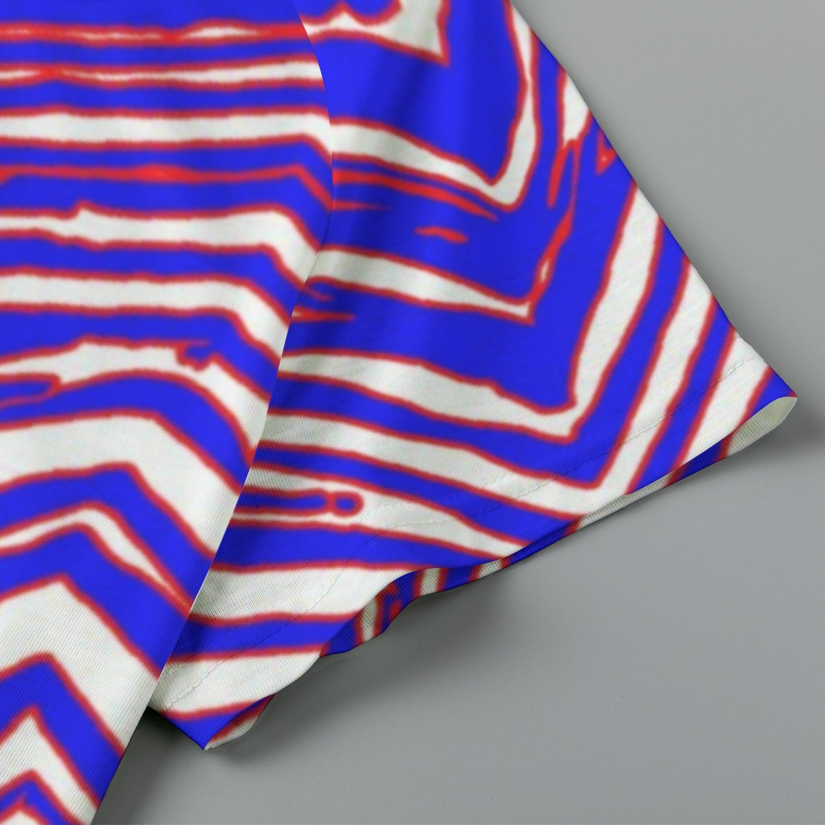 Eco-friendly  Buffalo Bills Zubaz Women's cropped Raglan T-shirt With Short Sleeve