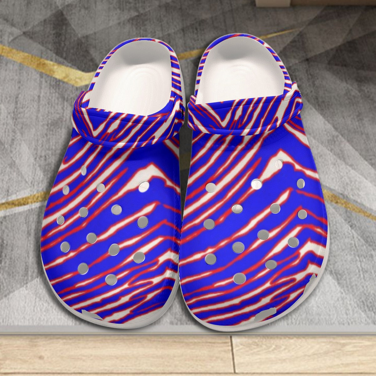 Buffalo Bills Zubaz Men's Classic Clogs
