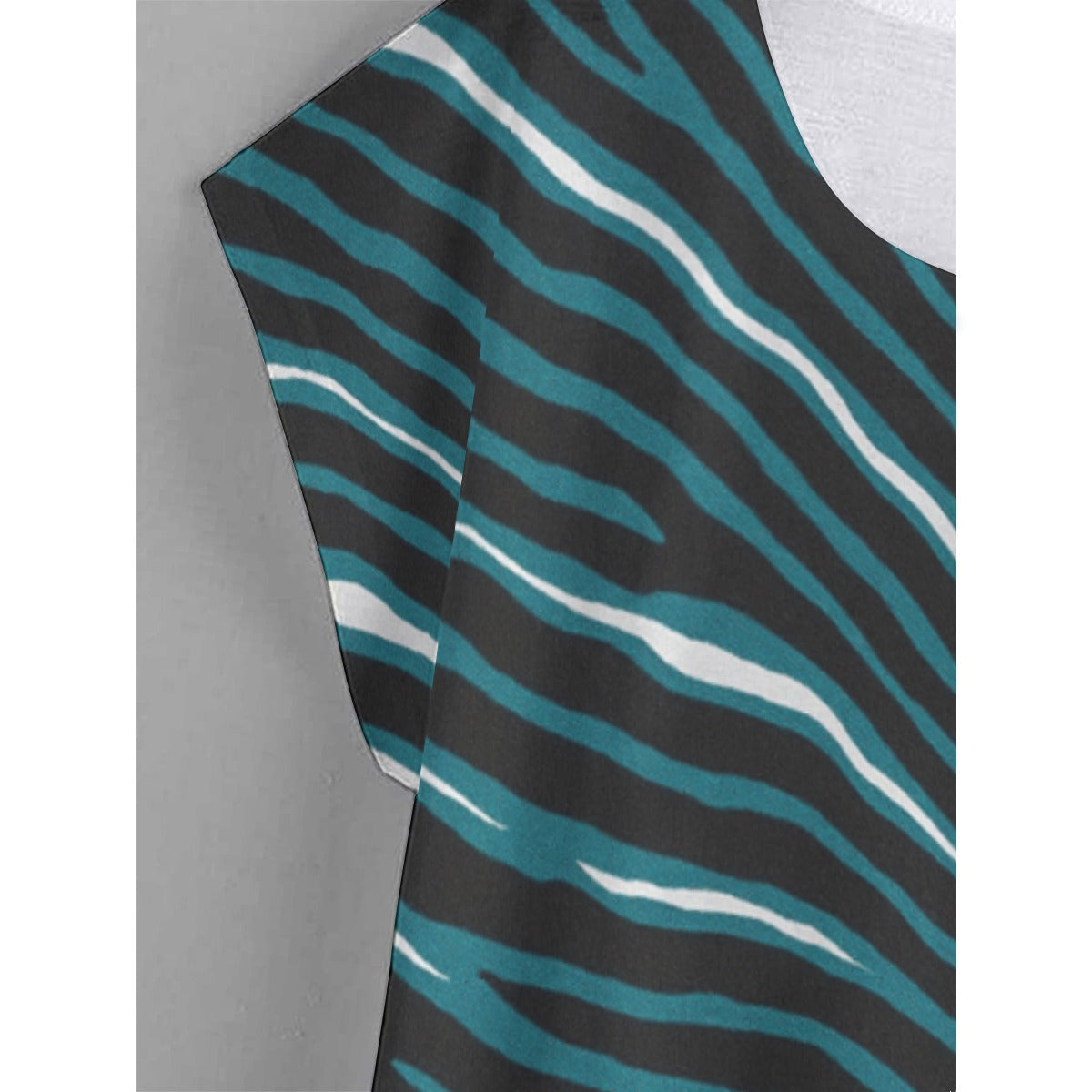 Philadelphia Football Game Day All-Over Print Women's Curved Hem T-shirt (Plus Size)