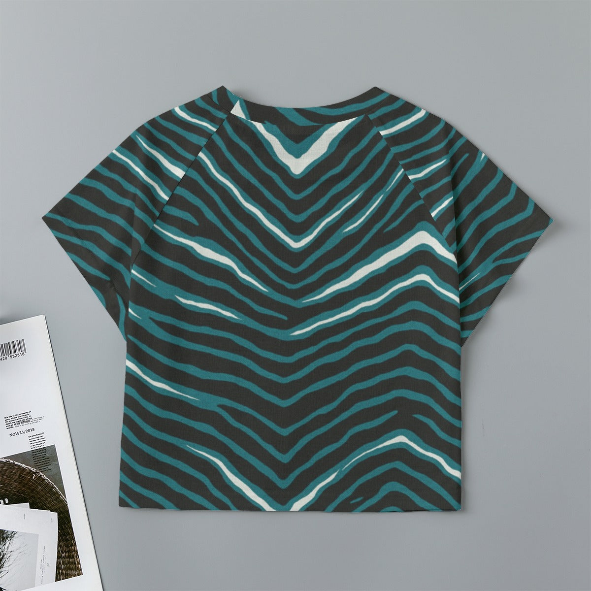 Philadelphia Football Game Day Eco-friendly  All-Over Print Women's cropped Raglan T-shirt With Short Sleeve