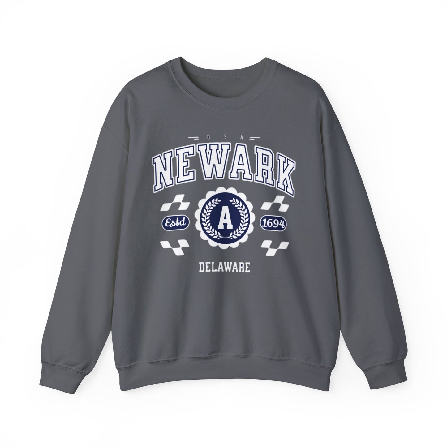 Vintage Newark Delaware Athletic Sports Design varsity pullover sweater Crewneck Sweatshirt